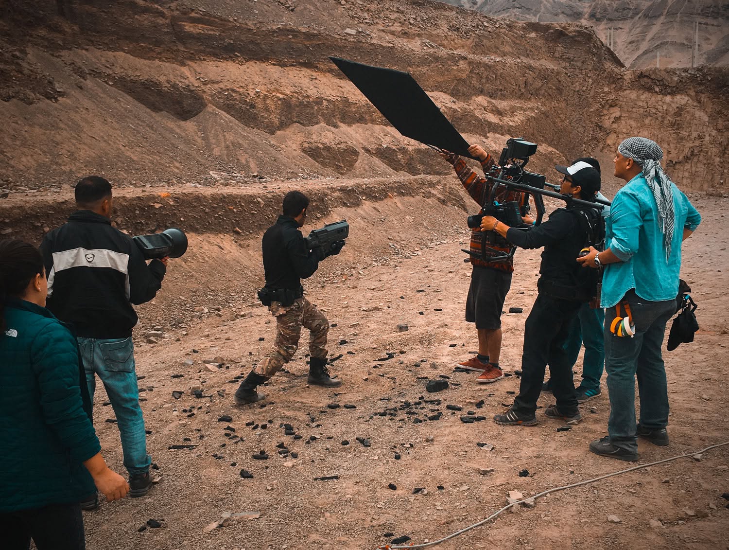 Rafael Olivares dirigiendo en set — foto behind the scenes 3